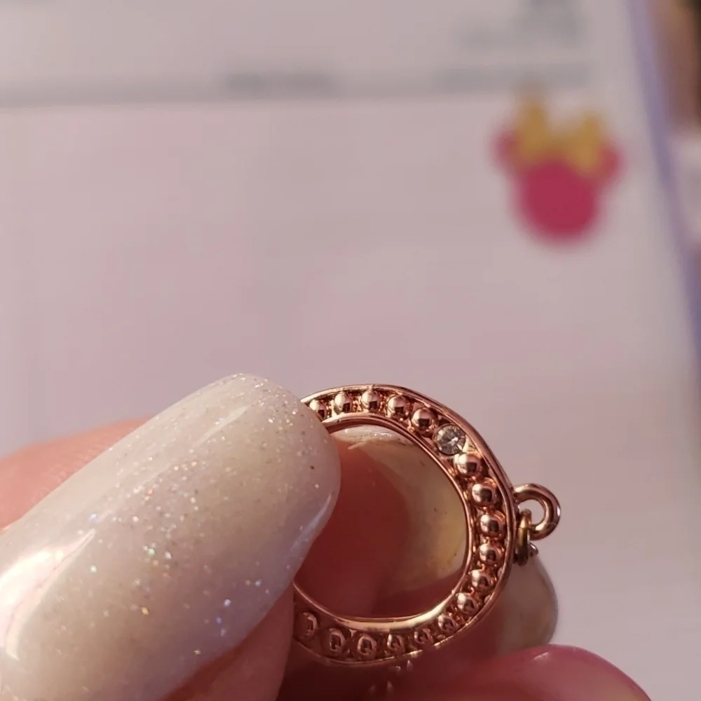 Organic Circle of love rose gold plated bracelet with Swarovski crystal.
